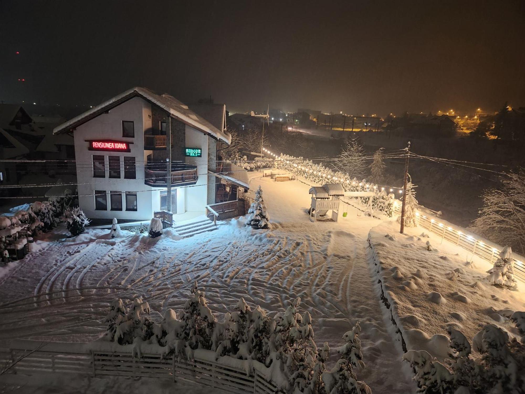 Pensiunea Ioana Sadova  Exteriér fotografie